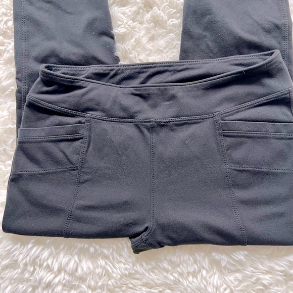Athleta Metro Classic Leggings Tights Size Small in Black - Picture 4 of 9